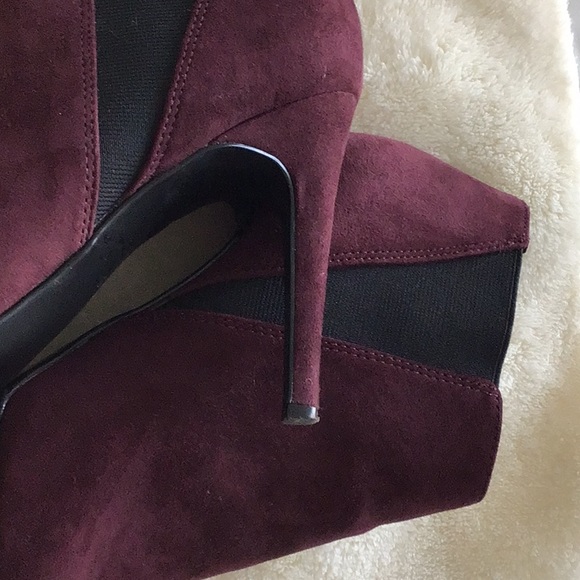 Booties - Picture 3 of 4